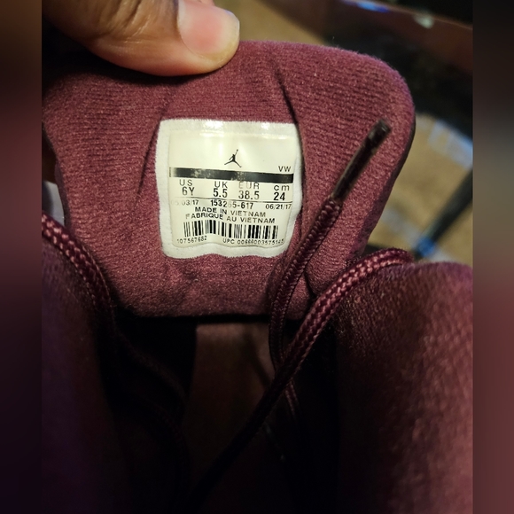 Air jordan 12 Bordeaux size 6y - Picture 6 of 7